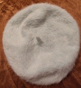 Beret moherowy w kolorze pistacjowym