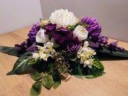 Stroik na grób ,kompozycja na cmentarz ,wiązanka W84