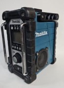 Radio Makita DMR 102