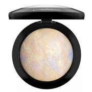MAC Mineralize Skinfinish Rozświetlacz Lightscapad