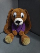 Słodki króliczek pluszak robiony ręcznie na szydełku