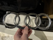 Oryginalny znaczek przedni audi