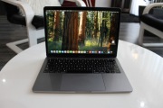 Apple MacBook Pro 13" A1708 2017 | 8 GB RAM | 128 GB SSD Szary