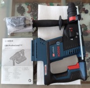 Młotowiertarka Bosch GBH 18V-26 F + wymienna główka .