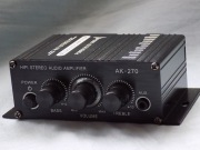 2- KANAŁOWY WZMACNIACZ MOCY -STEREOFONICZNY AK-270 (2X20 W)-(DO AUTA)