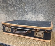 Stara walizka podróżna Kazeto made in Czechoslovakia