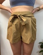 Spodenki z paskiem szorty na gumce wysoki stan HM Divided rozmiar 36 S