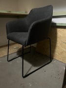 Krzesło tapicerowane Tossberg Ikea 105.826.44 czarne ciemnoszare