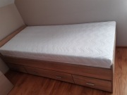 Łóżko jednoosobowe 