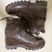 Buty wojskowe Alt-Berg Defender r.39