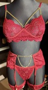 Komplet bielizny damskiej 5-częściowy czerwony koronkowy biustonosz stringi