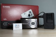Aparat cyfrowy Casio Exilim EX-Z60 - jak nowy