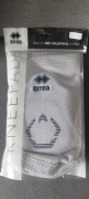 Errea kneepads nagolenniki nowe