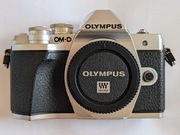 Olympus OM-D E-M10 Mark III