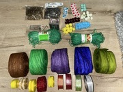 Duży zestaw wstążek, kwiatków, lampek