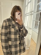 Marynarka w kratę beżowa modna oversize