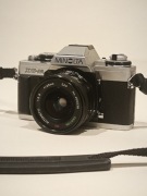 Minolta XG-M z 28mm f/2.8  SPRAWNA Elektronika  Stan BDB