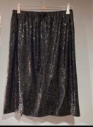 Czarna cekinowa spódnica