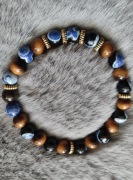 Bransoletka z kamieni 