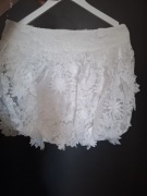 Spódnica biała Reserved mini haftowana L