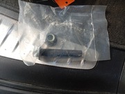 Wahacz nowy tylny górny prawy Infiniti qx56 qx80