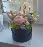 Flowerbox z kwiatów mydlanych 