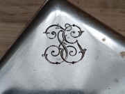 PAPIEROŚNICA SREBRZONA MONOGRAM GRAWER 1914r