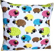 Poszewka Minky Premium Kolorowe Puszyste Owieczki 40 x 40 cm