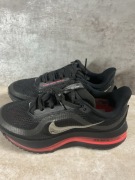 Buty damskie Nike pegasus premium rozmiar 37,5 hq2593-003