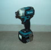 Makita BTD136 zakrętarka 14,4V 3 biegi aku 3Ah