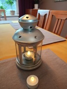 Srebrny lampion latarenka 2 tealighty na baterie 