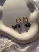 Złote kolczyki kółeczka stal nierdzewna turmalin zawieszki boho motyl