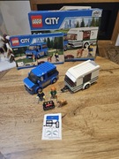 LEGO City 60117 Van z przyczepą kempingową