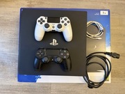 PS4 Pro PlayStation 4 Pro 2TB CUH-7016B 2 pady