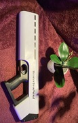 Elektryczny pistolet na wodę Waterleopard.