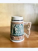 Mały ceramiczny kufel do piwa, miodu, wina.