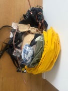 Rzeczy damskie (30 sztuk) 5 torebek i  paski 