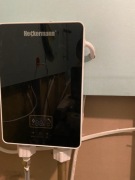 Podgrzewacz wody przepływowy Heckerman SL-X1-60 CZARNY