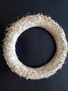 Wianki ze słomy 25cm