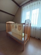 Drewniane łóżeczko dla dziecka - 3 poziomy regulacji - stan idealny+GRATISY
