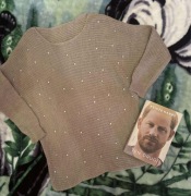 Brązowy sweter damski z perełkami biust 120 uniwersalny