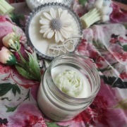 Świeca sojowa "Seria Essence",  piwonia, 205ml, Robea