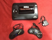 Sega Master System 2 z AV/S-video modem + 2 pady zasilacz i wbudowany Sonic