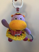 Maskotka Lamaze Developmental Hippo Toy with Rattle
