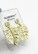 Złote kolczyki Blueberry "Monstera"
