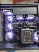 Komputer Gamingowy Ryzen 7 7700 RX 9070 XT 64GB DDR5 2.5TB SSD WiFi RGB