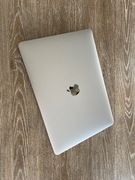 MacBook Air M1, rozmiar 13 cali, pamięć 16GB, flash 512GB