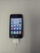 Telefon iPhone 3GS 16 GB - uszkodzona bateria