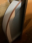 Brodzik akrylowy ze stelażem półokrągły biały