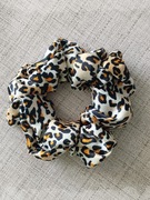 Gumka do włosów panterka scrunchie 